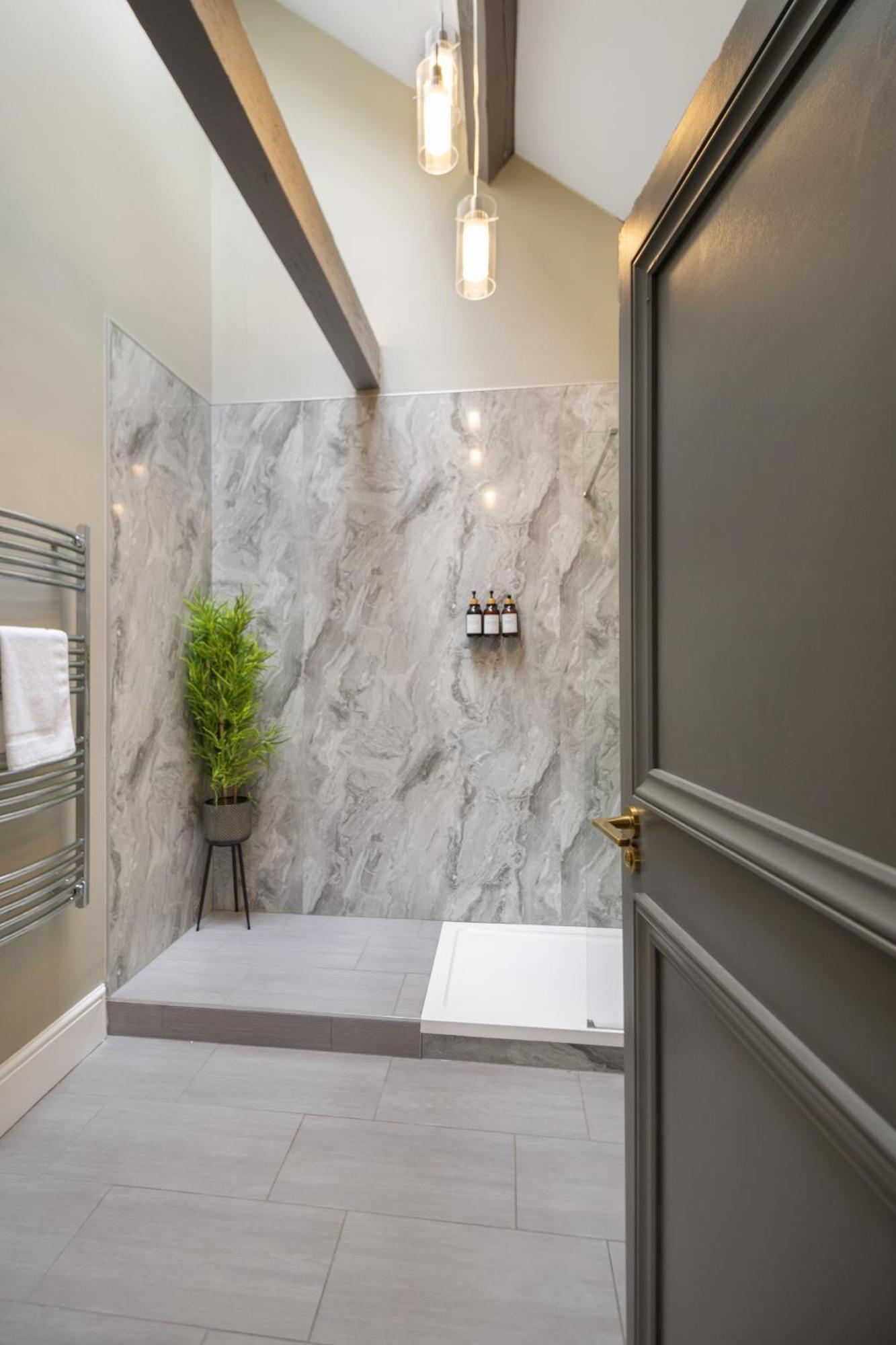Whiskawaystays - Victoria House - Apartment 6 Worcester Eksteriør billede